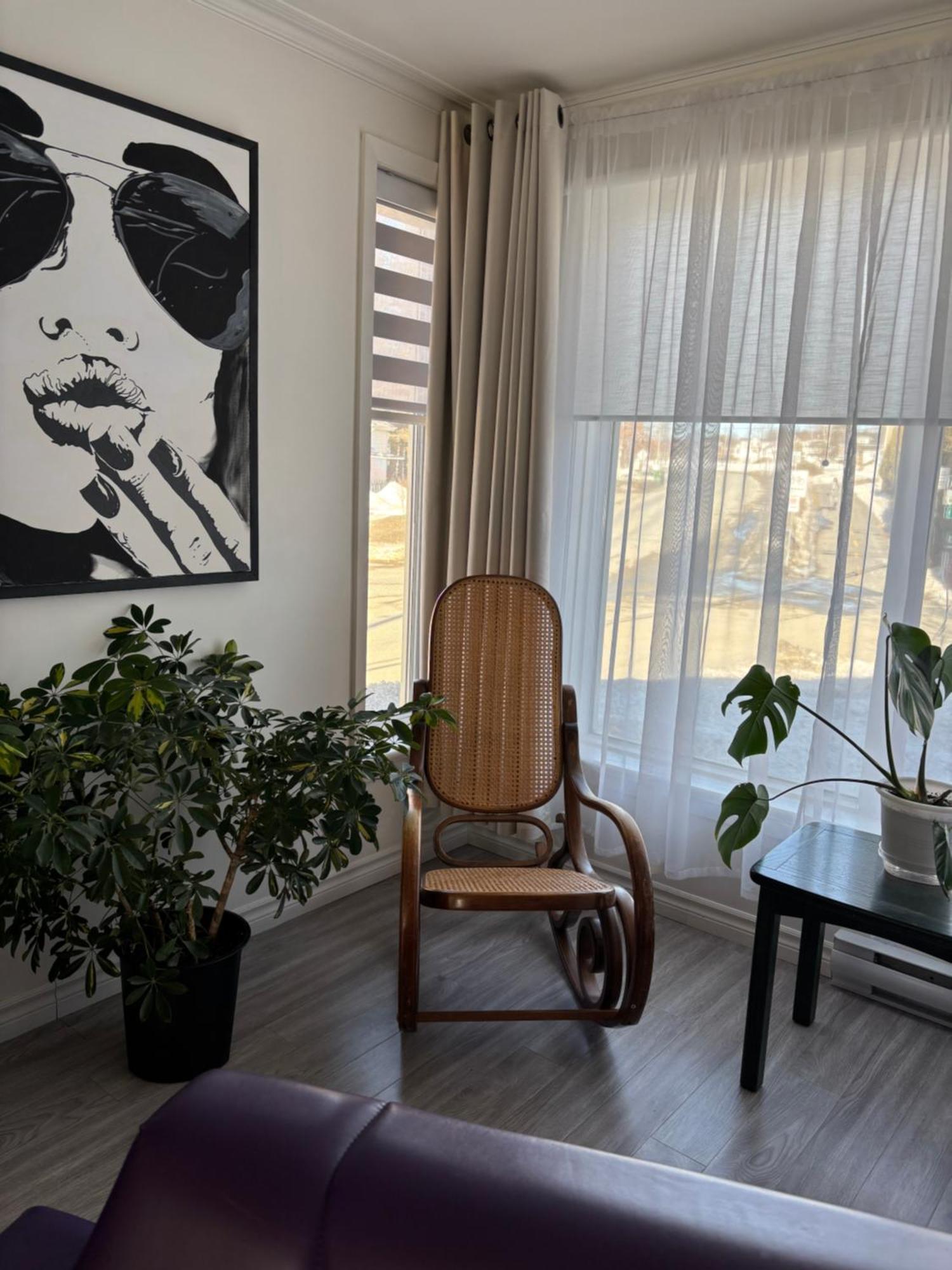 Le Veterans , Logement Prive Aux Centre Ville Лак-Мегантик Экстерьер фото